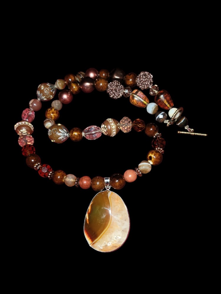 Beautiful Amber Glass Beaded & Stone Pendant Necklace 26 In