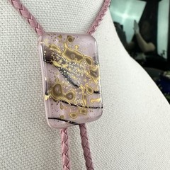Stunning Vintage Pink And Gold Fused Glass Western Bolo Tie