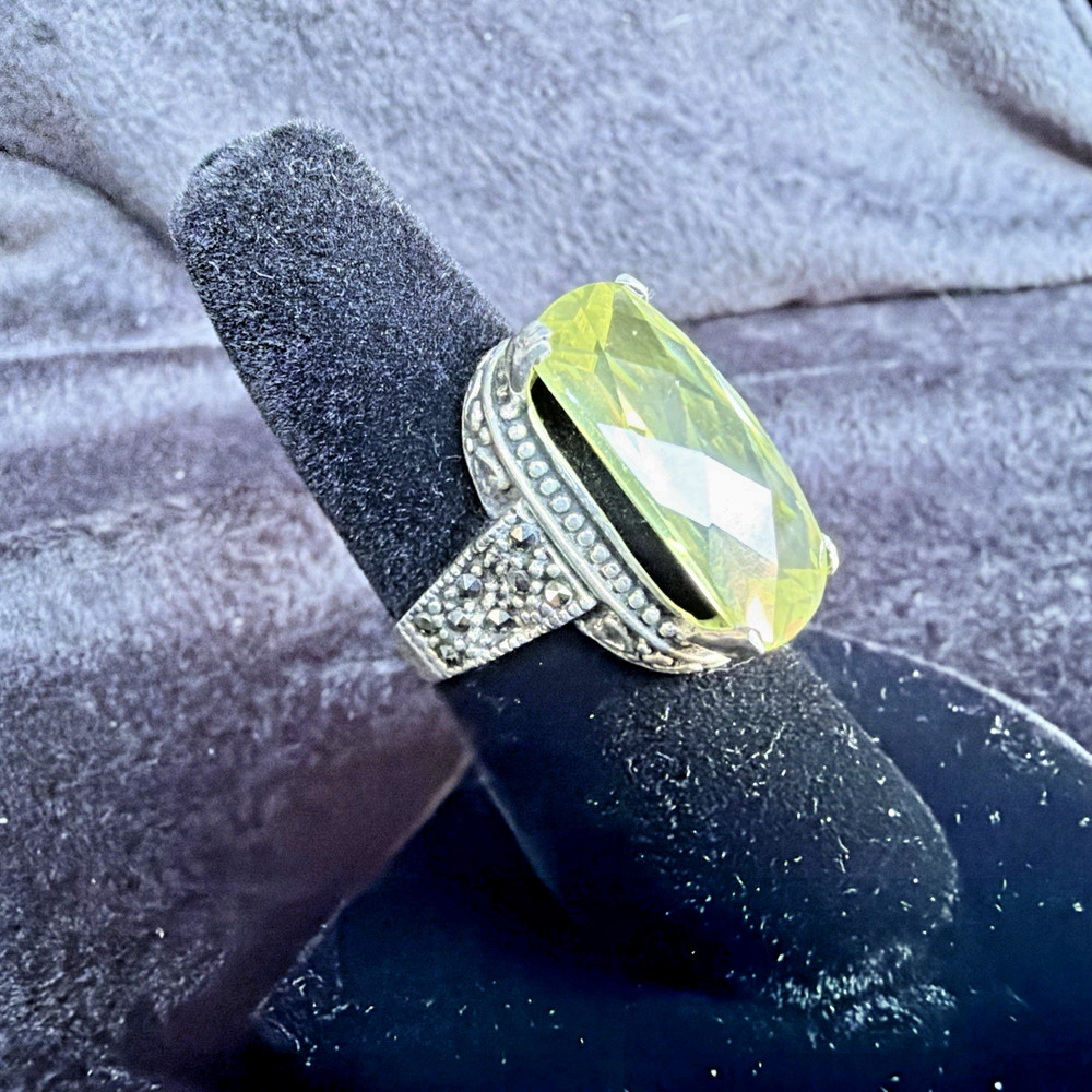 Vtg Sterling Silver Ring .925 Sz 7.5 Marquis PALE Yellow Stone Cocktail Coquette