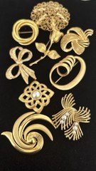 Krementz,Lisner, Roman Tona Vintage Gold Tone Jewelry Lot 9 Brooches In Total