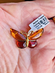 14K Gold Filled Butterfly Genuine Baltic Amber Brooch Vintage Butterscotch 925