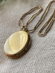 Vintage Yellow Gold Filled Picture Locket Pendant Necklace Engraved Birds