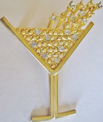COLLECTION! 5 VINTAGE COCKTAIL DRINK PINS, WAITER, DIRTY MARTINI. BUBBLY, WINE