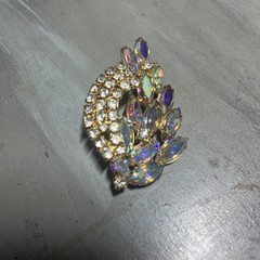 Delizza and Elster JULIANA AB Rhinestone Leaf Brooch Pin 1950