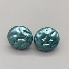 Vintage Button Style Screw Back Earrings Baby Blue Resin 1″