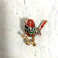 Bird Brooch Pin Gold Tone Enameled Red Blue Green Fashion Estate Jewelry – 1.25″