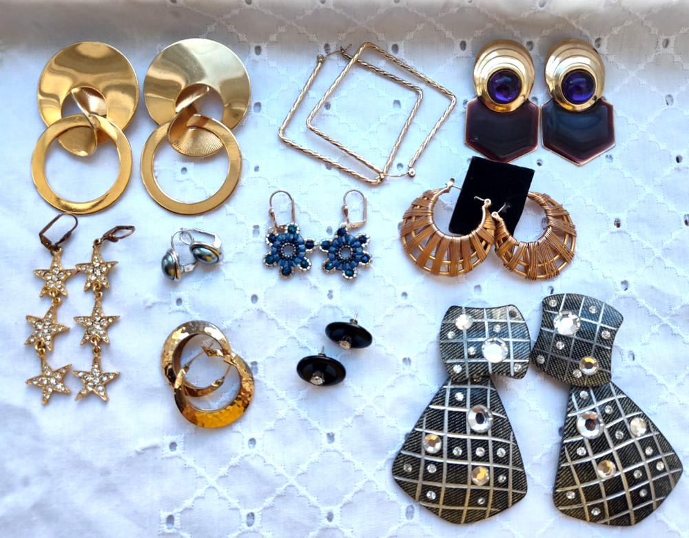 Vintage Pierced, Hoop, Drop Earrings Lot (10) Stars, Flowers, Rings