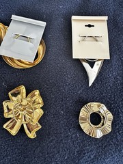 Lot of 4 Scarf Clips 1.5-3.5 Inches 3 Gold Tone One Silver One Rhinestone