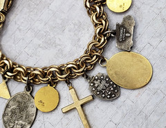 10K & 1/20 12K GF Yellow Gold California PACIFIC BELL TELEPHONE Charm Bracelet