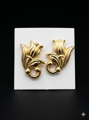 Vintage Tulip Pierced Earrings Textured Gold-tone Floral Flowers gp-56