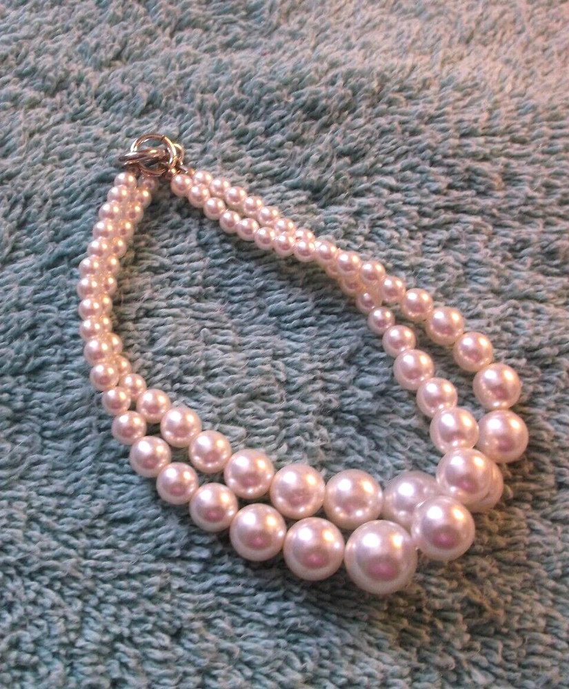 Vintage Double Strand White Faux Pearls Beaded Bracelet ~ 7 3/4″
