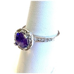 Y2K Silver Cocktail Ring size 8.5 faceted purple synthetic solitaire gem stone