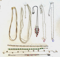 Lot of 9 Vintage Avon Necklaces, Bracelets & Anklet, Some Adjustable