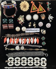 80 Vintage lot jewelry unbranded wearable Trifari Monet Coro Avon Italy Marvella