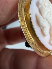 Antique Victorian Portrait Cameo Pendant Brooch W Engraved 10K Gold Bezel 5 gram