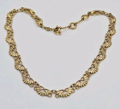 Monet Necklace Filigree Lacy Chain Gold Tone Vintage Toggle Vintage 80’s 17.5 in