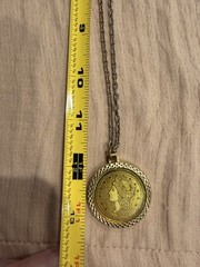 Vintage Bicentennial Replica 1776 Coin Pendant Gold Tone Necklace 13 Inch.