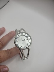 Vintage Geneva Platinum Wristwatch Silver Tone Bracelet Bangle Jewelry Costume