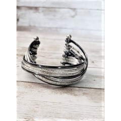 Vintage Bracelet / Bangle / Cuff Stunning Dark Gray & Silver Tone Cross Over