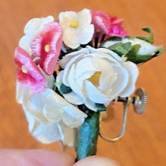 Vtg Silk Flower Bouquet Screw Back Earrings 1950s Romantic Bridal