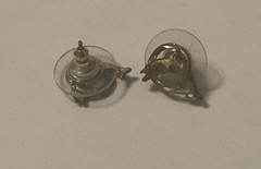 A Lot Of 3 Sets Of Vintage Post Style Earrings