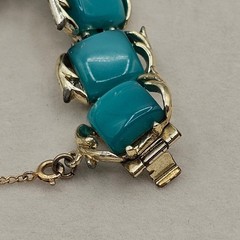 Vintage Teal Blue Moonglow Thermoset Bracelet + Lisner Brooch Cabochon Gold Tone