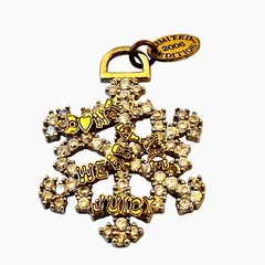 Juicy Couture Limited Edition 2006 Snowflake Charm Crystals DON’T FLAKE WEAR