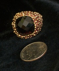Vintage Avon Cocktail Ring Gold Tone Textured Pebble Black