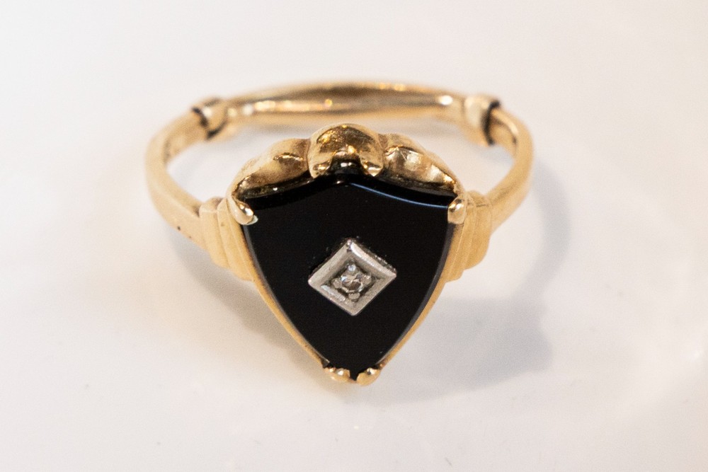 14k Gold Ring Art Deco 1920’s B&F Black Onyx w Diamond