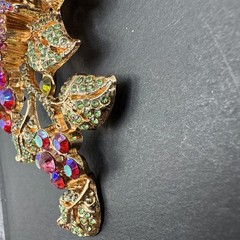 HUGE Pave Rhinestone Flower Gold Tone Brooch Pin Pink J26