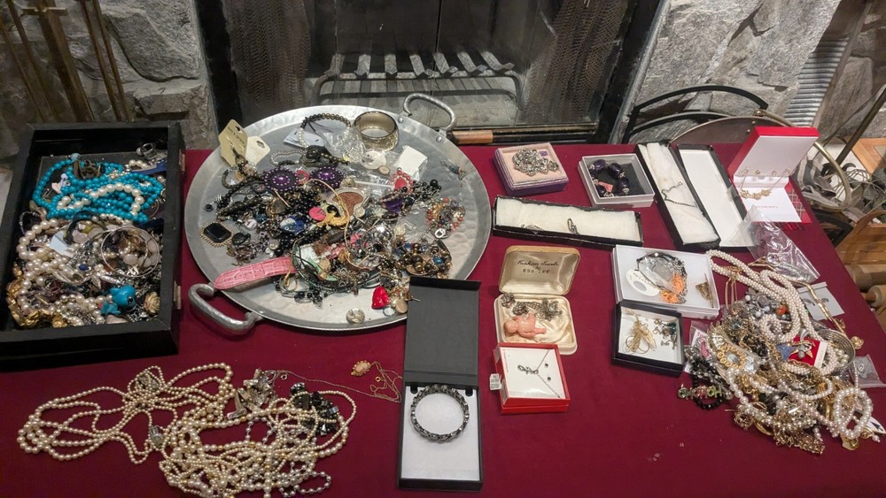 Jewelry Large lot Many Lbs of wearable Costume/Vintage fashion accessories