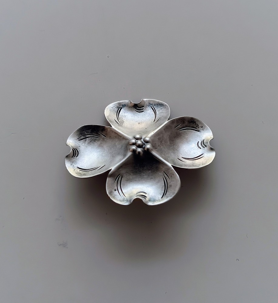 Vintage Stuart Nye Dogwood Flower Sterling Silver Brooch/Pin 1.25 Inches