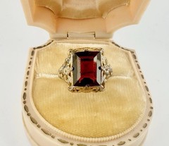 Antique Art Deco Signed Uncas Gold Tone Ring Red Paste Stone Sz5.5 Repair Read