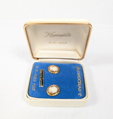 Vintage Corocraft 14kt Gold Post Cameo Earrings in Box