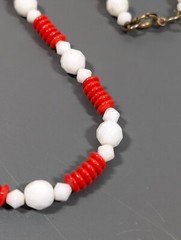 Vintage Red White Glass Stacked Disc Bead Necklace Nautical MCM Mod 32 in