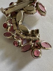 vintage DeLizza & Elster (Juliana) pink and aurora borealis rhinestone brooch