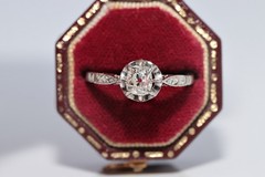 Antique Circa 1920s Art Deco 18k Gold Natural Old Cut Diamond Solitaire Ring