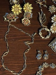 Large Lot Of Vintage Sarah Coventry Jewelry All Signed