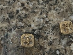 Vintage Signed Napier Champagne Ivory Pearl Gold Clip On Square Earrings