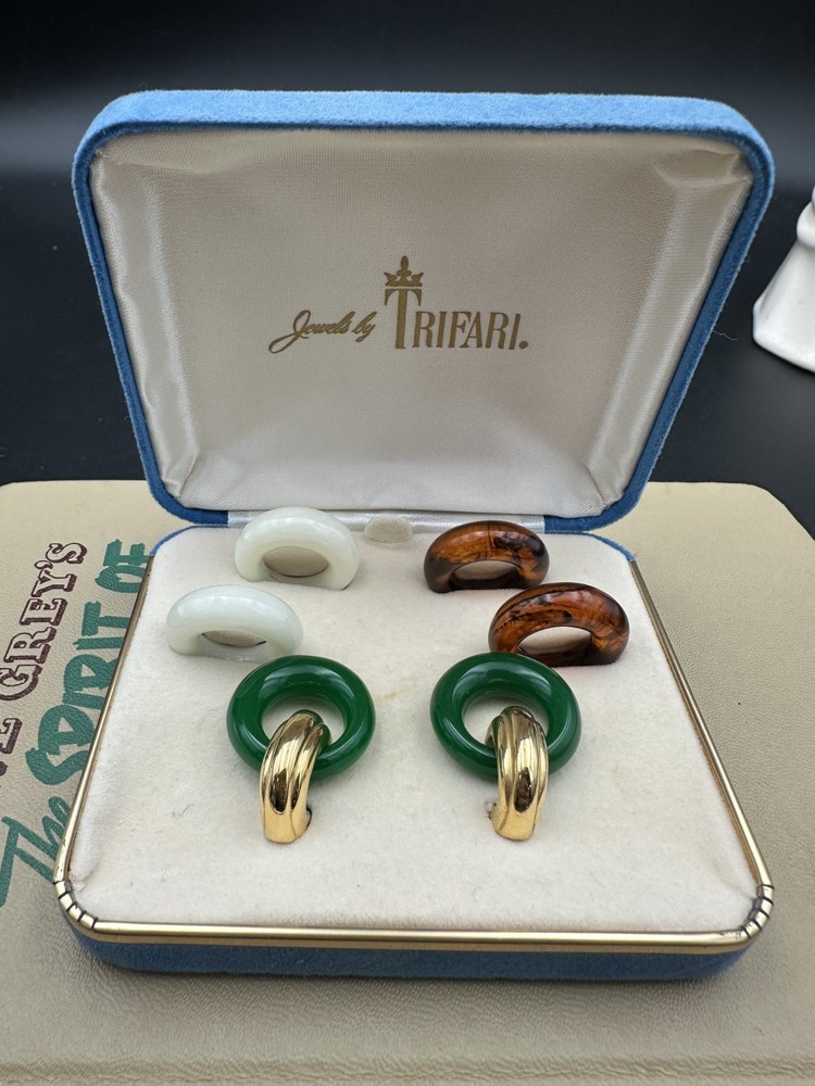 NWT VTG 1950s-1960s CROWN TRIFARI Gold-tone Convertible Interchangeable Earrings