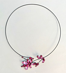 FREE SHIP! Vintage Collar necklace Black wire Pink crystals, Gift box.