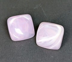 Women’s Vintage 80s Lilac Purple Swirl Lucite Modernist Ridged Post Earrings