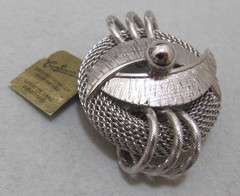 Vtg CONTINENTAL Modernist Layered Silver Tone Mesh Brooch w Tag 1-3/4” NOS