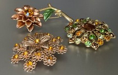 Gold Tone Brooch Lot Floral Rhinestones Filigree Flower 1 Liz Claiborne