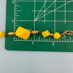 Vintage Necklace Gold Tone Chain Yellow Acrylic Station Beads Flapper Opera 60″
