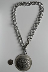 VTG Large Floral Medallion Pendant Chunky Chain Necklace Statement England 110g