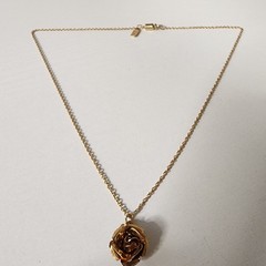 Vintage Lady Remington Signed “LR” Necklace Gold Tone Rose Floral Design Pendant