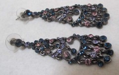Vtg Vibrant Blue Pink & Grey Crystal Rhinestone Gun Metal Chandelier Post Earrin
