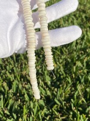 Vintage Hawaiian Surfer Puka Shell Bead Necklace 15 Inch Graduated up to 12+mm