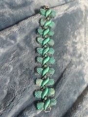 VTG unsigned LISNER Blue Thermoset rhinestone Bracelet
